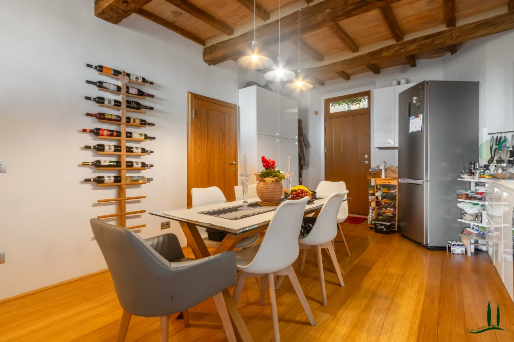 Summit Cabin | 180° Lake Views & Off-Grid Escape - Airbnb