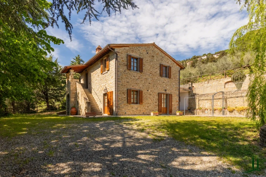 villa for sale cortona