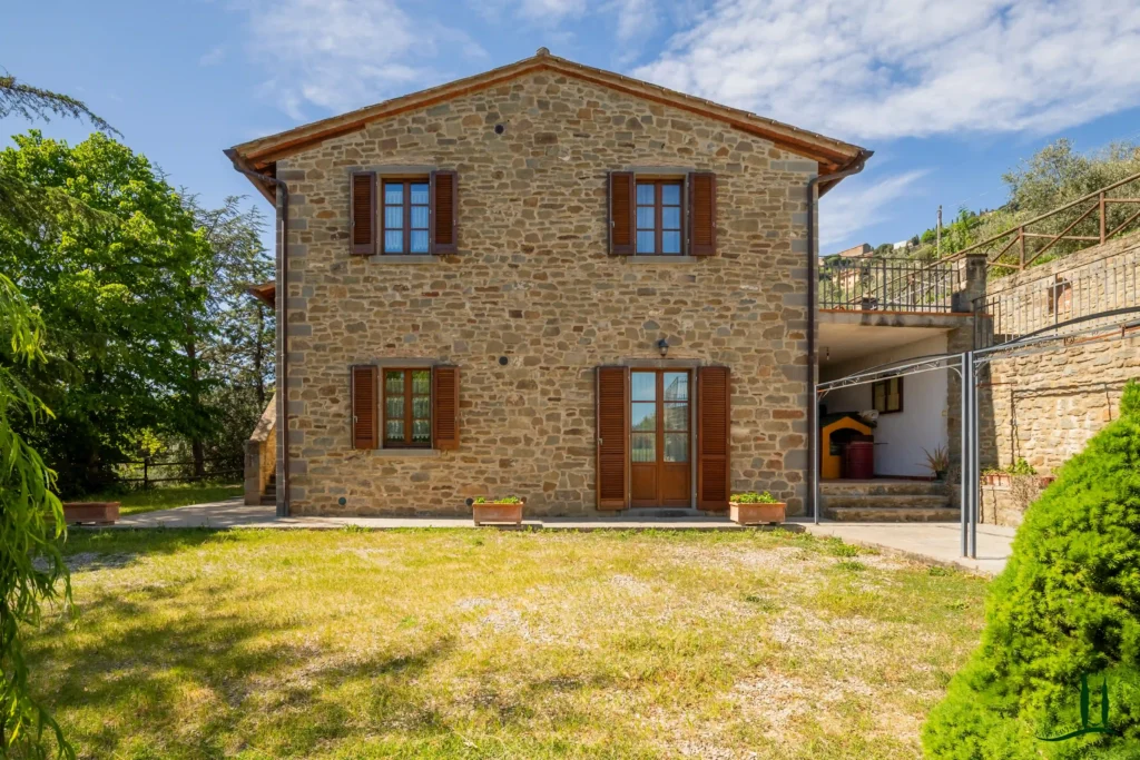 villa for sale cortona