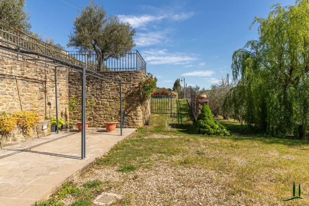 villa for sale cortona