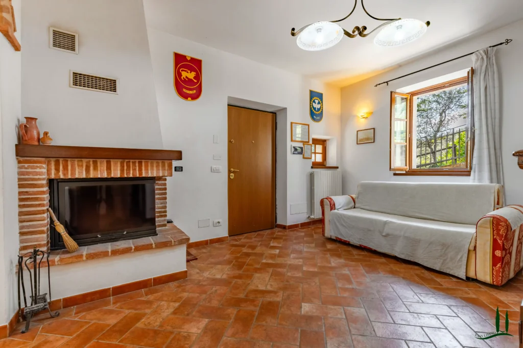 villa for sale cortona