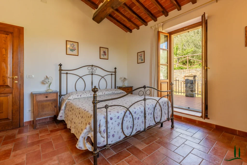 villa for sale cortona