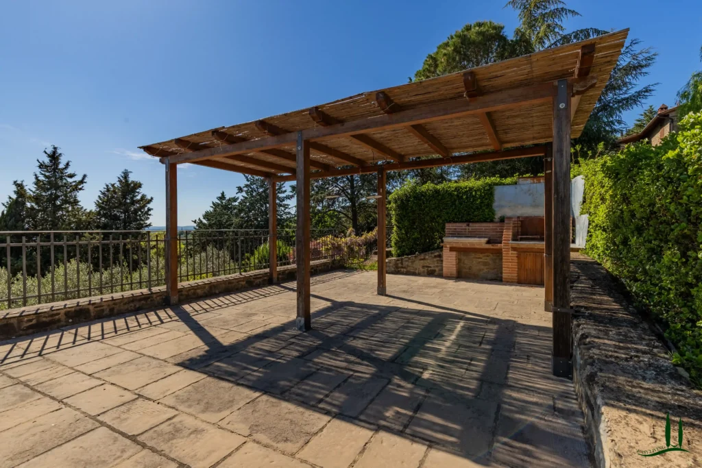 villa for sale cortona