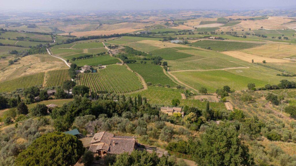 Villa in Montalcino with views over the Val d'Orcia hills in Tuscany