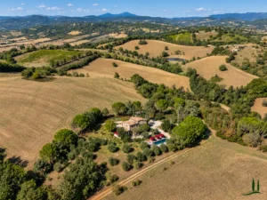 Stone farmhouse with a pool in the hills near Manciano, southern Tuscany
