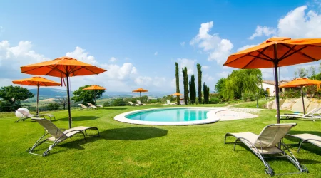 Agriturismo for sale near Saturnia – panoramic pool view