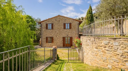 villa for sale cortona