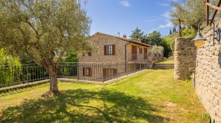 villa for sale cortona
