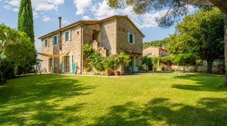 Renovated villa with pool near Thermal Spring (1)