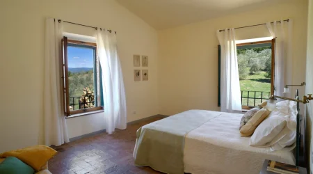 farm for sale in tuscany24