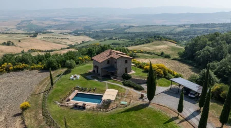 villa for rent val d'orcia