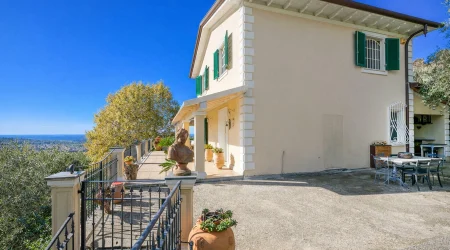 Villa for sale in forte dei marmi
